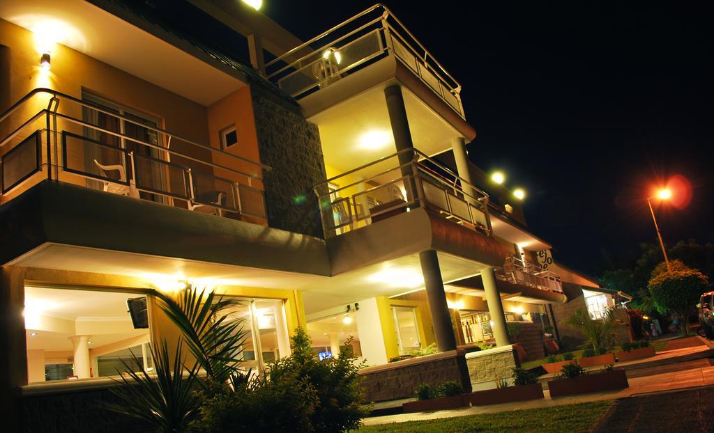 Hotel La Bahia Federacion Ngoại thất bức ảnh